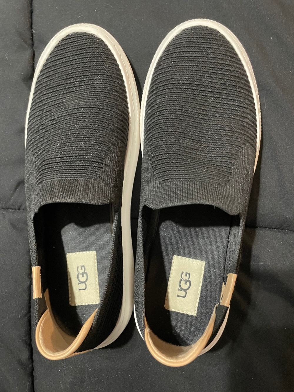 Ugg Black Alameda Slip on Size 9.5